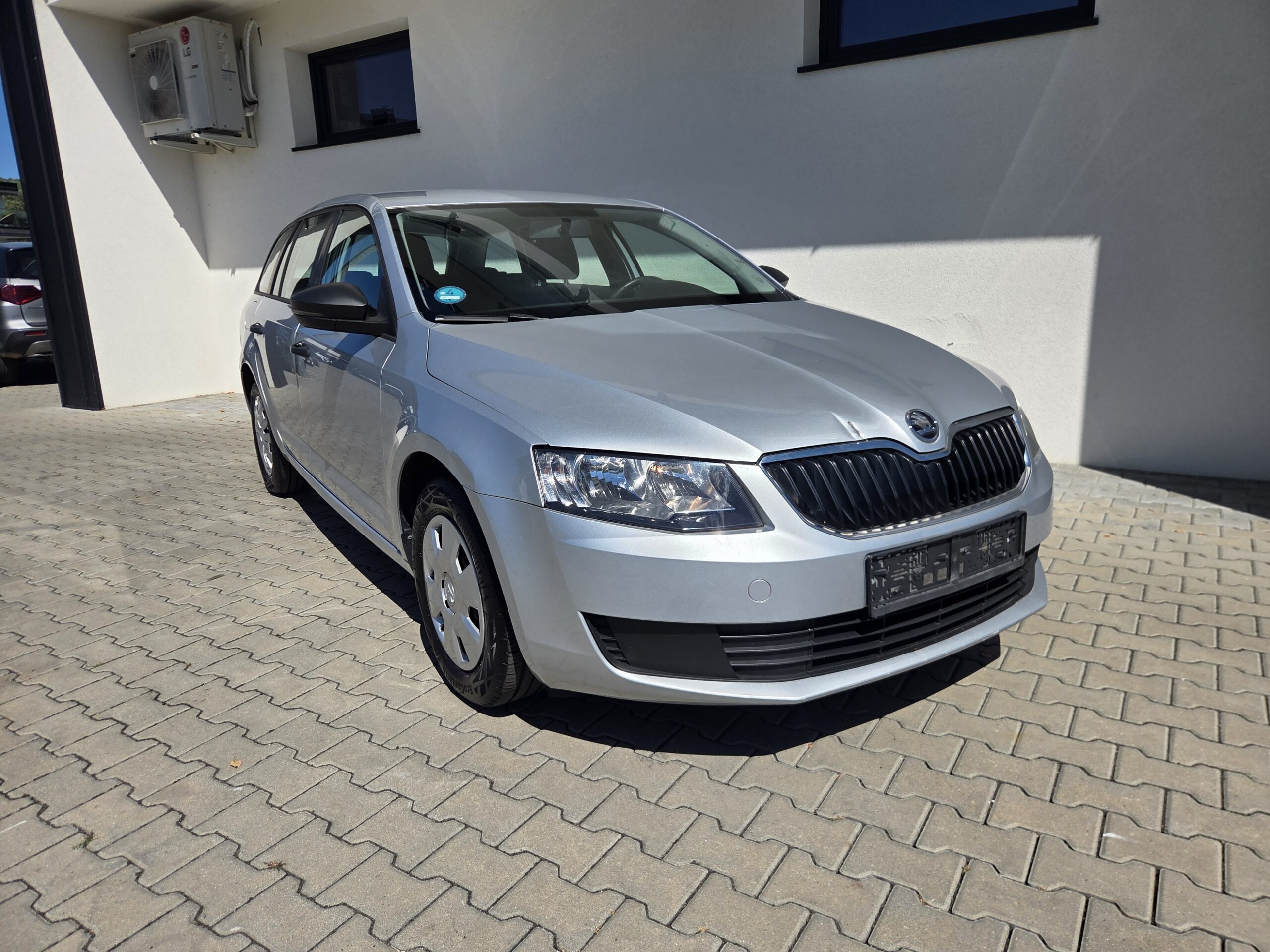 SKODA OCTAVIA 1.2