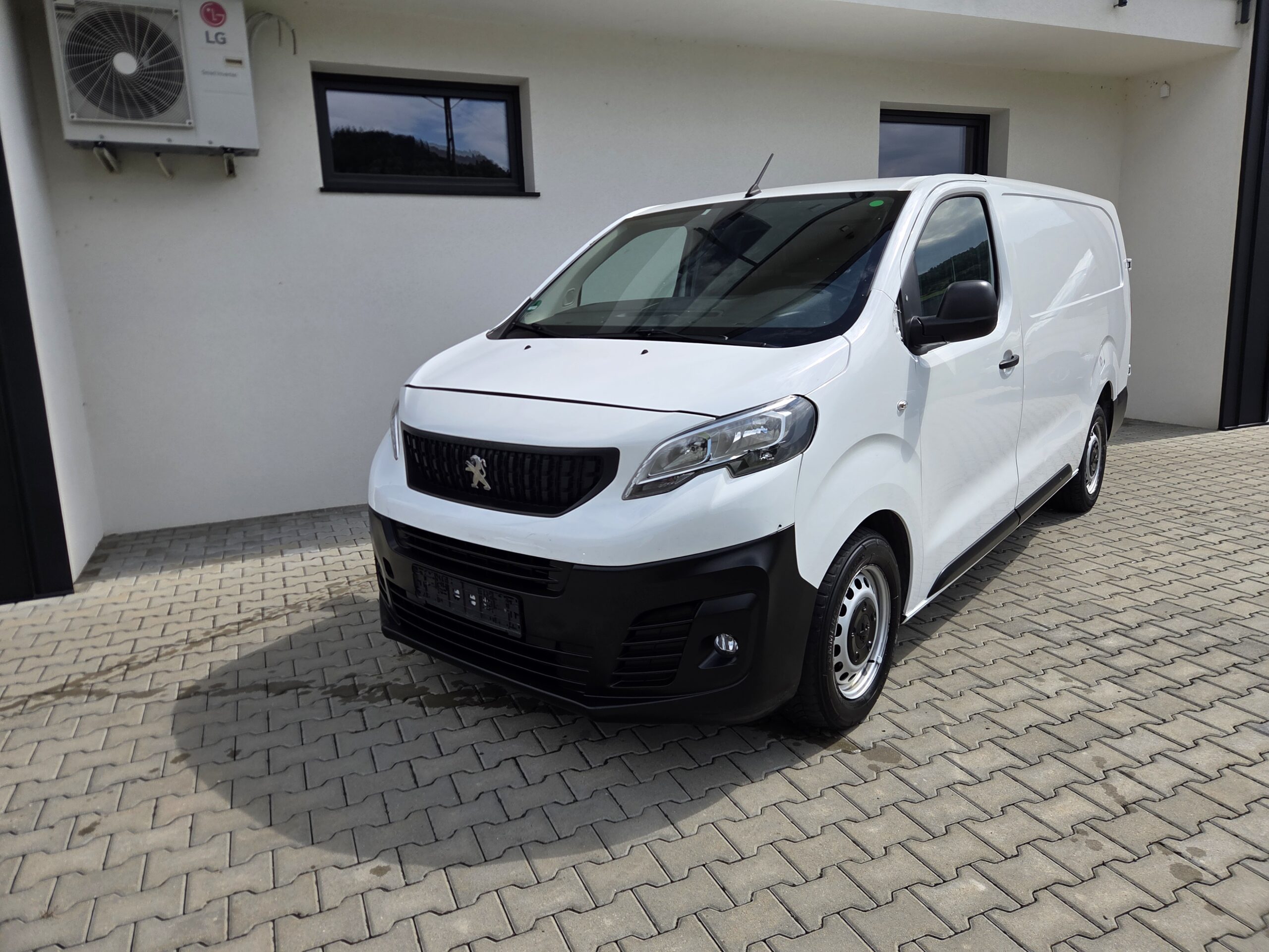 PEUGEOT EXPERT